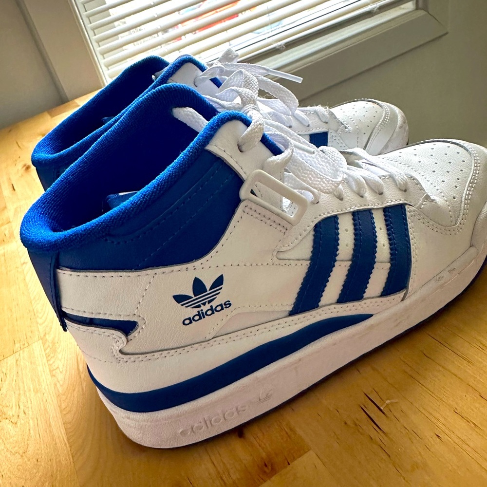 Boys adidas original forum mid size 7 blue